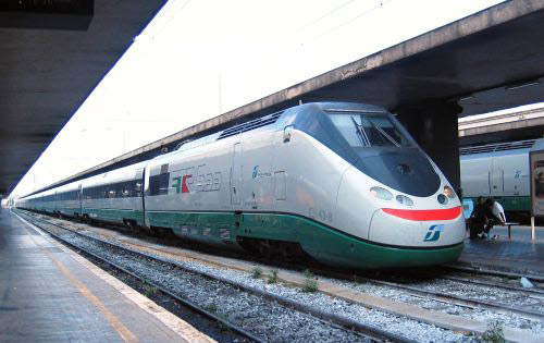 Los Ferrocarriles Italianos recuperan la propiedad completa en la sociedad gestora de las grandes estaciones