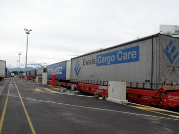 Ewals Cargo Care transporta su remolque 15.000 por la autopista ferroviaria de Francia a Luxemburgo