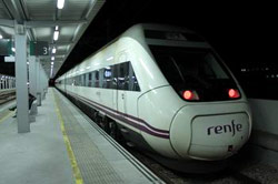 Renfe despliega una amplia oferta de trenes especiales para esta Semana Santa