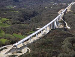 Concluye el hormigonado del tablero del viaducto de Arnoia, en Orense