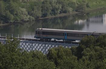 Primer servicio ferroviario internacional directo y diario entre Oporto y Vigo