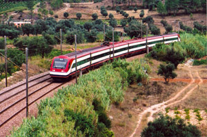 “Rail & Fly Portugal”, acuerdo de colaboración entre los ferrocarriles y la compañía aérea portugueses 