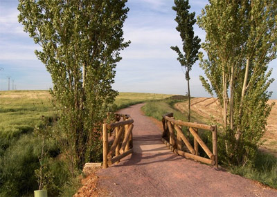Convenio Adif - Diputaci�n de Palencia para la creaci�n de la V�a Verde del Tren Burra 