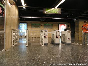 Mejora de accesibilidad en la estacin de Poble Sec del Metro de Barcelona