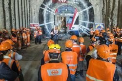 Concluida la excavación del túnel ferroviario de Gobet en Suiza
