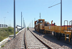 Concluye el tendido de catenaria del tren tranva de la Baha de Cdiz entre Chiclana y San Fernando 