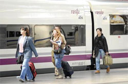 El número de viajeros en AVE se incrementó en un 20,6 por ciento hasta septiembre