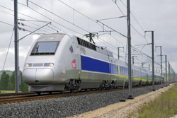 NTV, primer operador ferroviario privado italiano, adquiere 25 trenes AGV de Alstom 