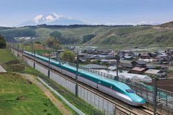 Japón acelera las ampliaciones del Shinkansen