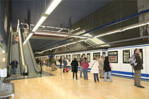 Metro y autobs sern gratuitos en Madrid hasta los seis aos de edad 
