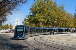 Burdeos inaugura dos ampliaciones del tranvía