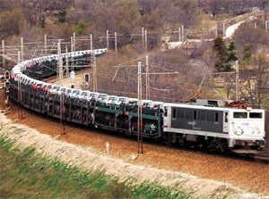 España podría fabricar cuatro millones de vehículos al año mejorando la logística