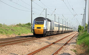 La embajada británica presenta a las empresas españolas sus proyectos ferroviarios