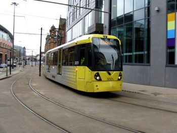 Metrolink, el tranvía  que cruzará el centro de Mánchester empieza este año el servicio