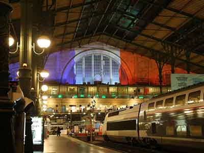 SNCF y RATP crean una empresa para desarrollar un sistema de billética sin contacto vía móvil 