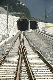 Nuevos estándares de seguridad San Gotardo, el túnel más largo del mundo