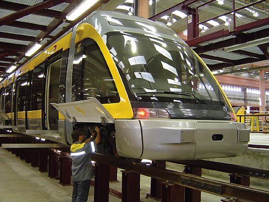 Metro de Oporto adjudica a Emef la revisión de media vida de sus Eurotram