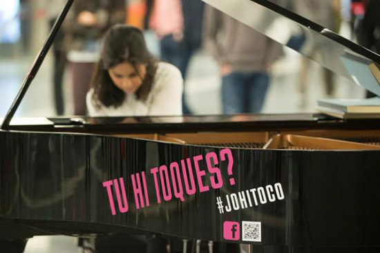 Un piano en la estación de Diagonal de Metro de Barcelona