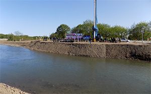 Irán y Azerbaiyán comienzan la construcción de un puente ferroviario transfronterizo
