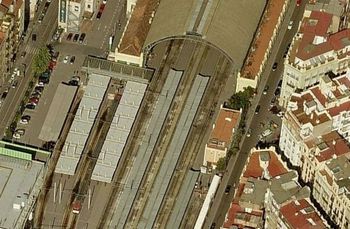 Obras de renovacin en cuatro vas de la estacin del Norte de Valencia