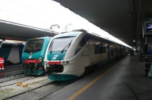 Rete Ferroviaria Italiana y la región de Campania firman un acuerdo para mejorar los servicios