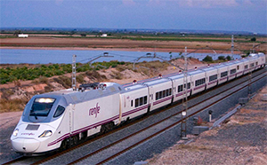 Campaña para viajar a mitad de precio entre Madrid y Andalucía en junio