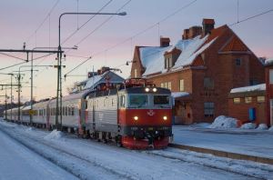 Suecia analiza el futuro de los servicios nocturnos del Ártico