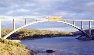 Concluye la construcción del tablero del viaducto de Almonte, en Cáceres