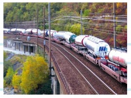 Primera prueba europea de tracción ferroviaria con gas natural, entre las estaciones asturianas de Trubia y Baiña