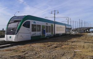 El tren tranvía de la Bahía de Cádiz entrará en servicio en una primera fase entre Chiclana y San Fernando