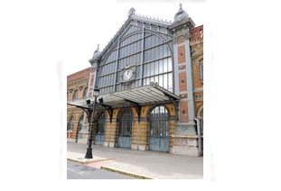 Comienzan las obras de rehabilitación de la fachada y el vestíbulo de la estación histórica de Almería