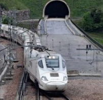 Fomento reitera sus compromisos para la conclusión de las obras en diversas líneas en ejecución