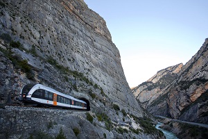 Licitada la renovación de la vía en túneles de la línea Lleida-La Pobla