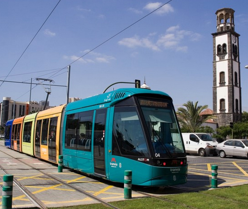 Metrotenerife actualiza sus estatutos como empresa del Cabildo Insular