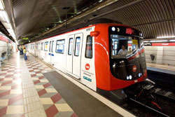 El 82 por ciento de la red de metro de Barcelona ya dispone de cobertura de telefona mvil 3G