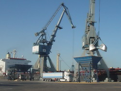 Adjudicada la segunda fase de obras del nuevo ramal mercante al puerto de la Baha de Cdiz