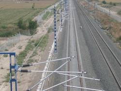 Adif adjudica por 220,5 millones de euros el suministro elctrico de la red ferroviaria para 2013