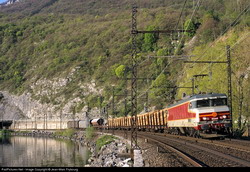 Francia destinar� 7.000 millones de euros al transporte ferroviario de mercanc�as
