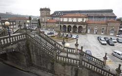 Firmado el acuerdo que da v�a libre a la estaci�n del AVE de Santiago de Compostela 
