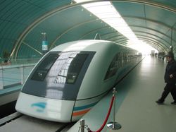 China realiza tres pedidos de material rodante que incluyen 280 trenes de alta velocidad