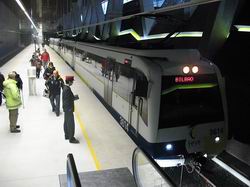 Feve inaugura un trazado subterrneo con una nueva estacin en Bilbao