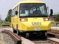 El Ferrocarril Hokkaido de Jap�n ultima la puesta a punto del autob�s-ferrocarril 