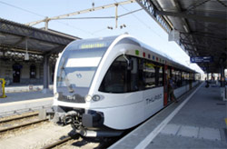 Los Ferrocarriles Suizos prueban equipos mviles de limpieza de trenes 