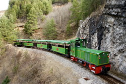 El Tren del Ciment estrena nueva locomotora y duplica la oferta de plazas