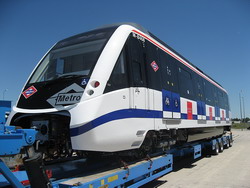 Metro de Madrid recibe los primeros trenes de la nueva serie 8400