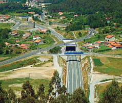 Adjudicados cuatro nuevos tramos de la l�nea de alta velocidad Madrid-Galicia por 318,7 millones