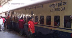 Alstom obtiene un primer contrato de material rodante en India 