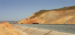 Comienzan las obras del tablero de un paso superior sobre el ferrocarril entre Villar de Chinchilla y Bonete, en Albacete
