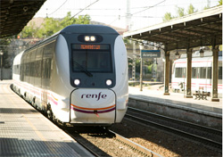 Aumenta un 17 por ciento la oferta de plazas entre Madrid, Vitoria e Ir�n 