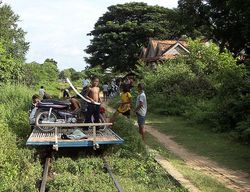 Camboya inaugura el primer tramo rehabilitado de su red 